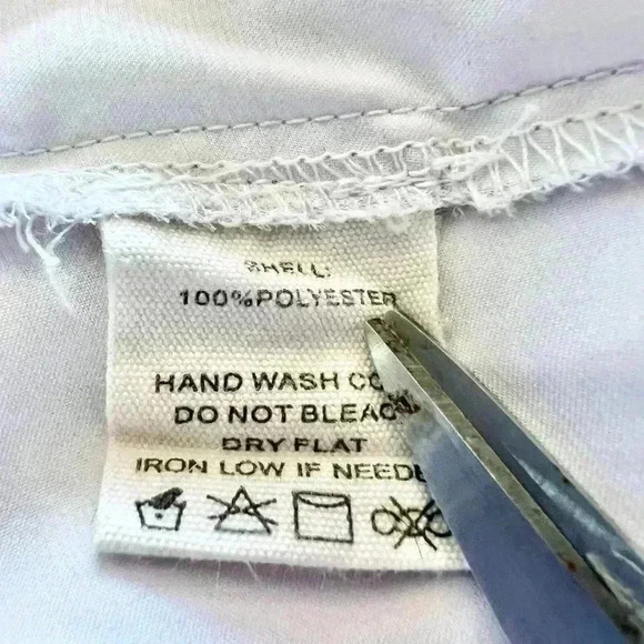 Peach Love Hi Low White Womens Button Up Blouse Size Medium - Picture 6 of 6